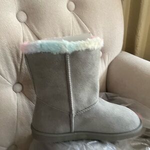 FabKids Gray Boots with Pink Fur Trim